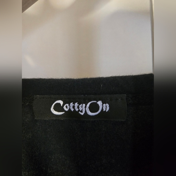 Cotty On Vintage Graphic Long Sleeve Shirt XL | Black Baroque Fleur De Lis - Picture 4 of 7